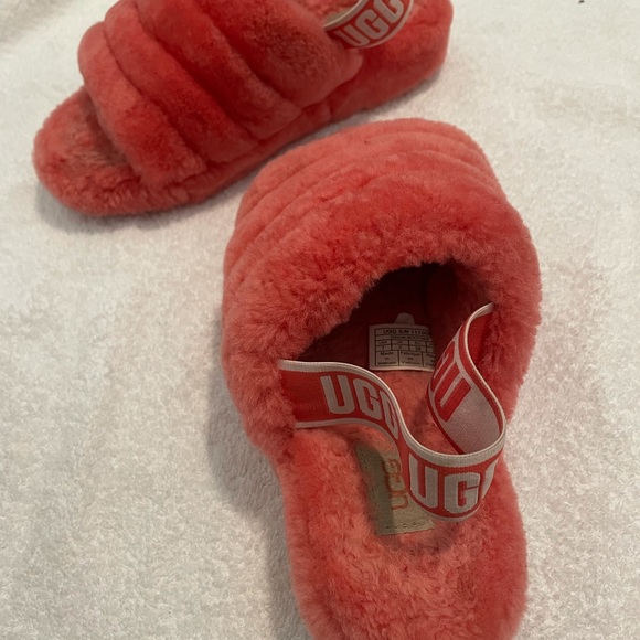 ugg fluff yeah - Picture 3 of 3